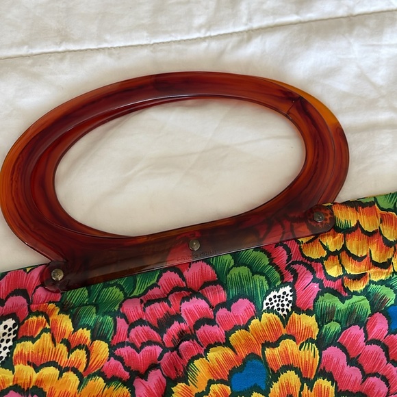 Vintage Lady’s Pride bright floral foldable bag with lucite handles - Picture 3 of 11